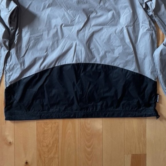 Men's Windbreaker - Picture 6 of 7